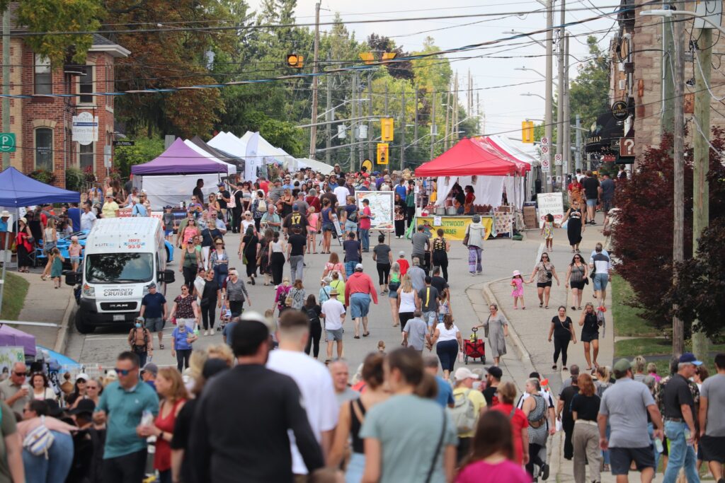 St. AppleFest BrantBeacon