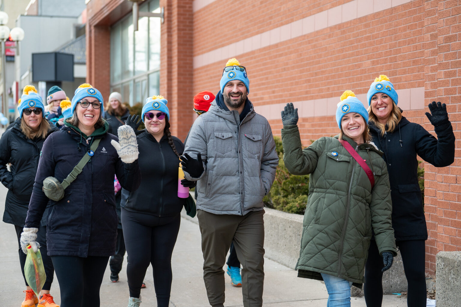 Brantford Walk raises funds for youth homelessness | BrantBeacon